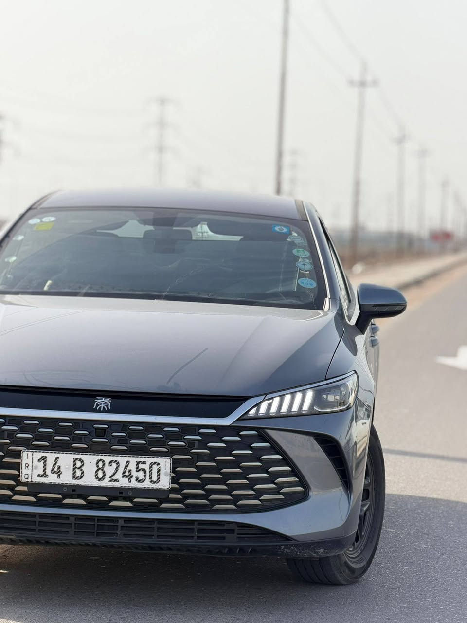 السلام عليكم بي واي دي كن بلاص كامله من غراض كلهن موجوده ماشيه 16000 الف سياره كفالة من كلشي سياره بسمي وسيارة كامله من كل نواحي من ناقصها شي ومكاني الجزيرة شارع الإمام زين العابدين رقمي ***********
