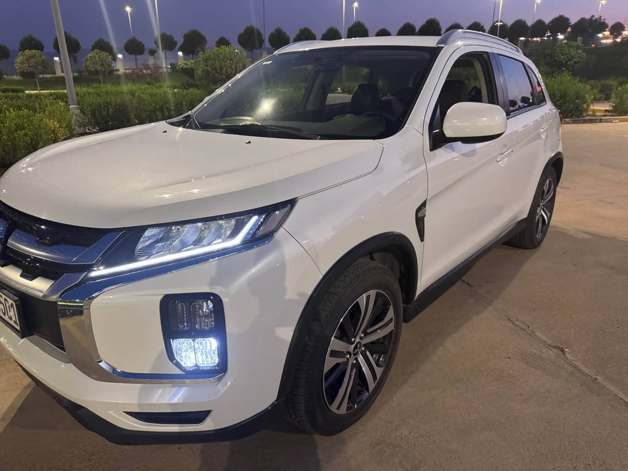 ميتسوبيشي ASX موديل ٢٠٢٢ للبيع فئة (SUV) جديدة مكفولة من الدعامية للدعامية(من الصبغ او البارد او الشخط) گير و محرك وصدر (مكفولات)فول مواصفات: محرك (٢.٠) تنفس طبيعي،گير أوتوماتيك +سبورت ،فتحة سقف،لايتات ليد عدسة بلادي متحرك+بك لايت ليد،كشنات جلد،شاشة كبيرة+كاميرا، اير باكات ٨، بصمة ،تحكم ستيرن ،السيارة جديدة وعلى وضع الشركة ماشية ٣٠ الف كم فقط على أيدي من الشركة (صفر كم اخذتها واني رقمتها)
السعر المطلوب (١٧٠ورقة) وبيها مجال بسيط الاتصال على الرقم:*********** السليمانية, العراق
