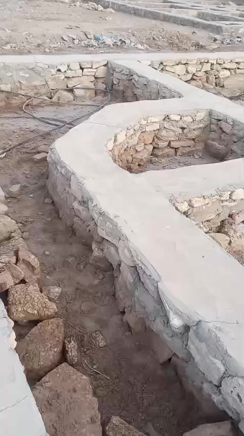 بتلوات زراعيه:
الموقع/الناصريه خلف السكك( منطقة العكل)
المساحه / 400 متر مقسمه بتلوان كل بتلو 200 متر
السعر /13 مليون للبتلو الواحد 26 مليون للبتلوان
رقم الهاتف/***********
