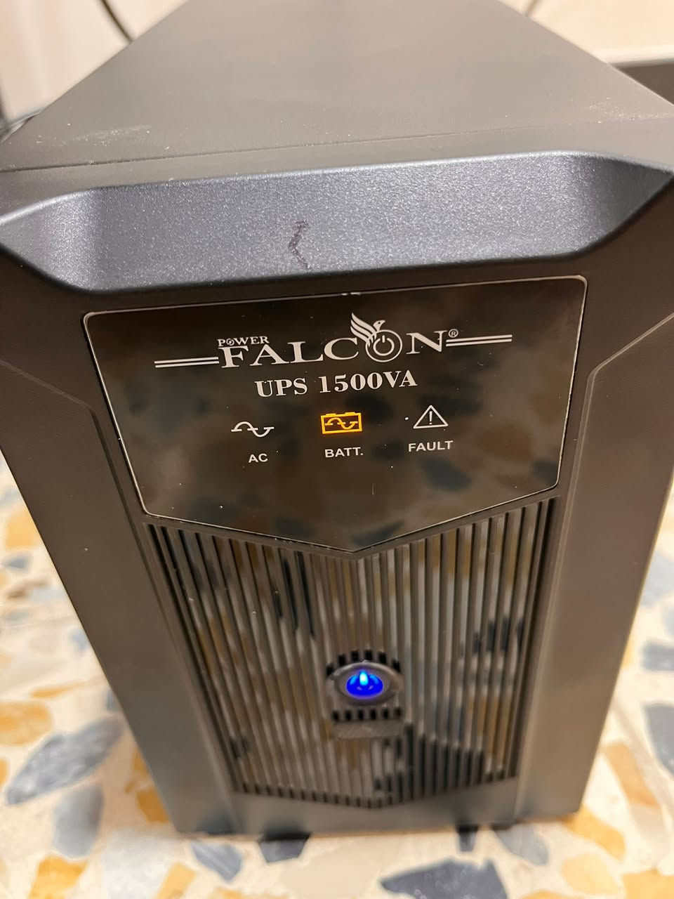 Pc Gbu: Rtx 3060 12Gb+ Ups Falcon 1500 va
من رخصة الادمن 
السلام عليكم
حاسبة العاب لون ابيض بواصفات

Gpu :RTX 3060 Inno3d 12Gb

Срu : i5 10400F

Mb : H410 Gigabyte

Ram : 16 -2*8 D4 corsair 

M.2: 500Gb samsung
HDD : 1Tb

Coler : 240 Fantech

Psu : 700W Gold

Case : 4Fan
ويندوز ١١ برو مأكتف
وياها ups فالكون ١٥٠٠ اشتريته قبل شهر وعندي اله وصل شراء مستعمل قليل جداً
الحاسبه والups نظيفات كلش واستعمالهن قليل وغير مكثف وسويت للحاسبه اختبارات ضغط والحرارة ممتازه للكارت وللمعالج مابيها اي مشاكل كاملة مكمله ونظيفة جداً فحصت كل القطع من البور للبورد ومابيها اي خلل
السعر 830 وبيها مجال للاستفسار خاص او واتساب ***********
