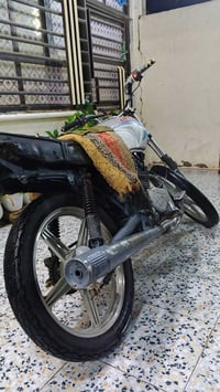 فيوم 2008 • تايرات جديدة • تحتاج باتري