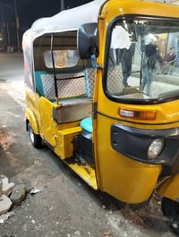 تكتك لبيع اوراق  موديل 2021مجفته مره وحده سعر سبعه او بيه مجال قليل لع...