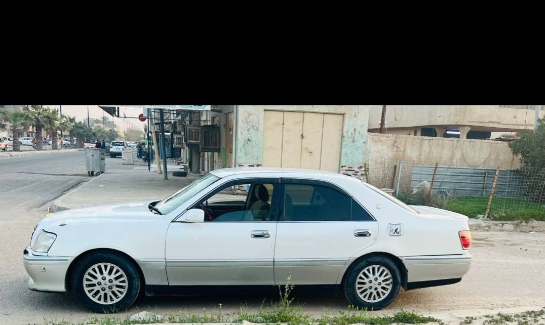 سياره لبيع فقط
نوع ملكه 
لون صدفي 
موديل 2003
ادولت 
دكمتين 
السعر (40) $ورقه
***********
