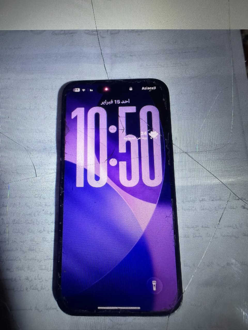 آيفون 14برو ماكس ذاكره 256 شاشة الاماميه ماكسوره شاشه الخلفيه مكسوره ومامبدله بطاريه 85سعر مليون رقم الهاتف***********
