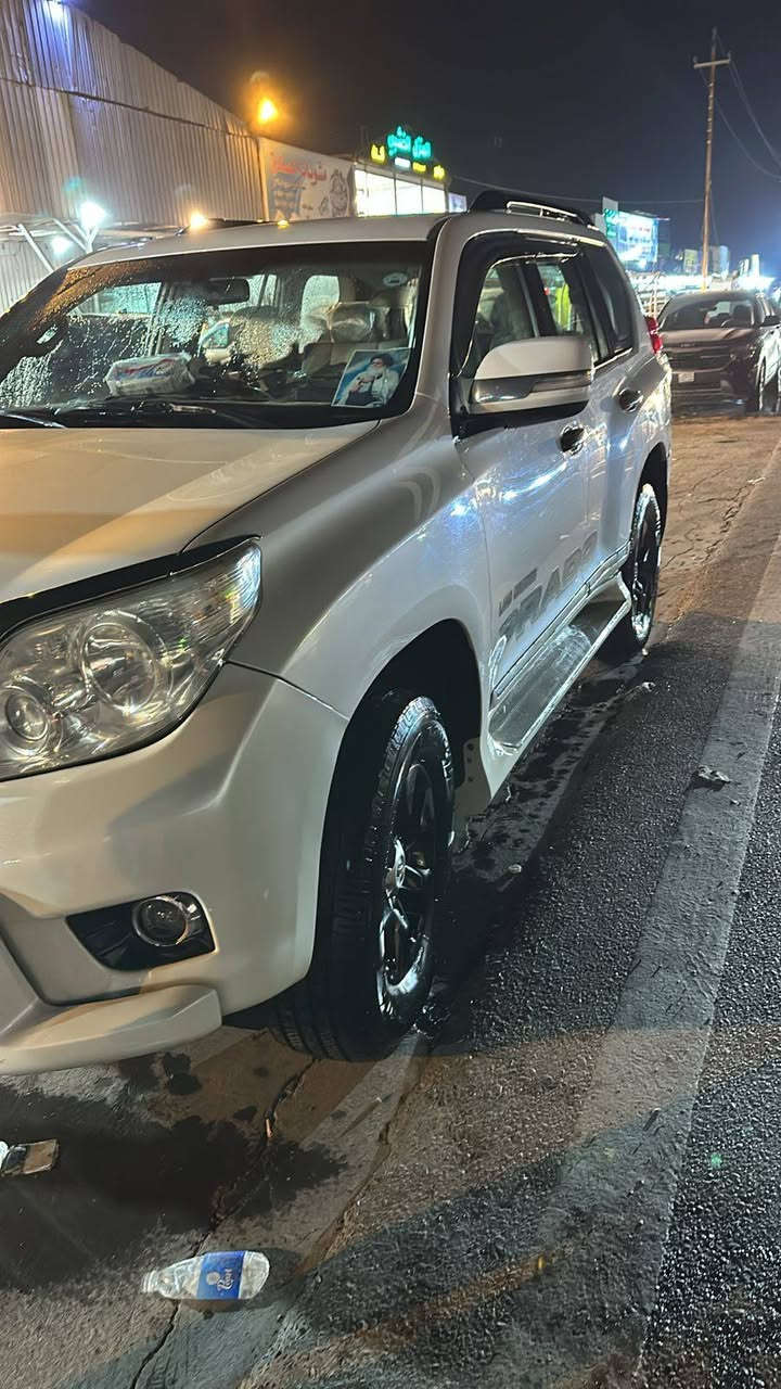 برادو ٢٠١٠ بيها صبغ شوي من الجاملغ خلفي والباب الأيمن مكينة ٤ سلندر اربيل بأسمي
هزة حديدة وسنوية جديدة لل30  مكان بغداد
***********، السعر 169
