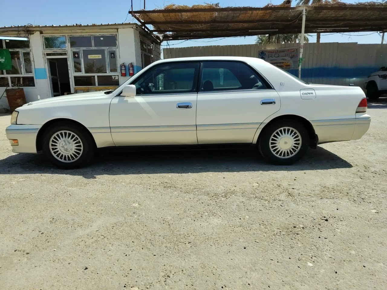 سلام عليكم سياره راس الثور كراون مديل 95السياره  مكفوله كصه وضربه ونقل جثه والعيب الشرعي السياره تخم تاير جديد حداده تبريد ثلج🥶 جديده  كير ومحرك 3000/ بسمي  تحويل مباشر مكان السياره بابل الحمزه الغربي   السعر 95وبيه مجال الرقم للستفسار /***********
