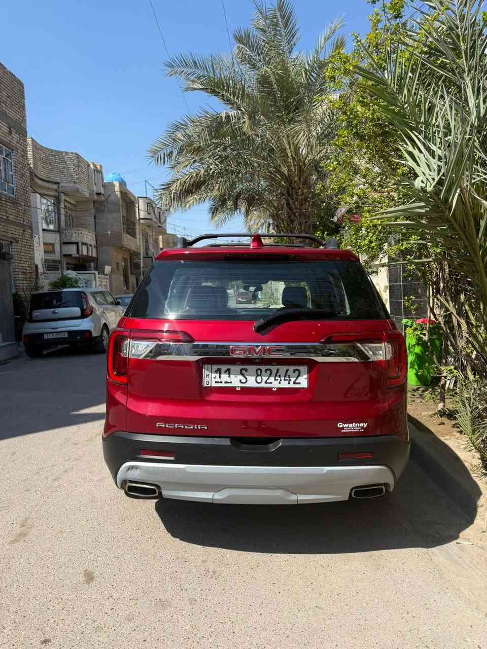 جمسي اكاديه 6سلندر
دنليي بنرامه تشغيل عن بعد 
كشنات تدفئه تبريد أمامي خلفي
كشنات منفصل 
حادثه بنيد أو دعاميه فقط
***********
***********
