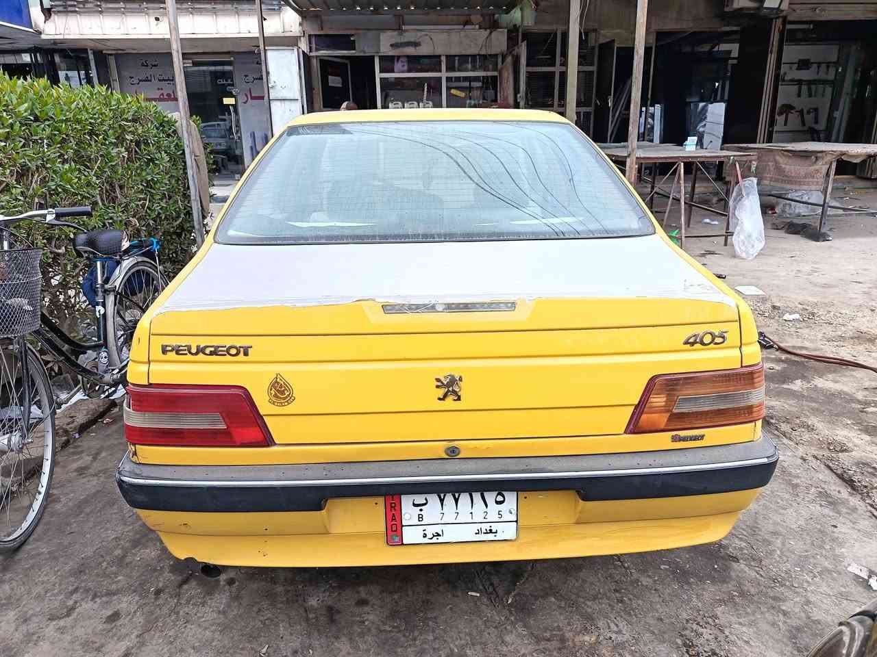 سياره بيجو 2012 مقفوله محرك تنقيص دهن بسيط كل شيء بيها شغال ما بيها طخه عنوان دوره جمعيه خير الله الرقم ***********
