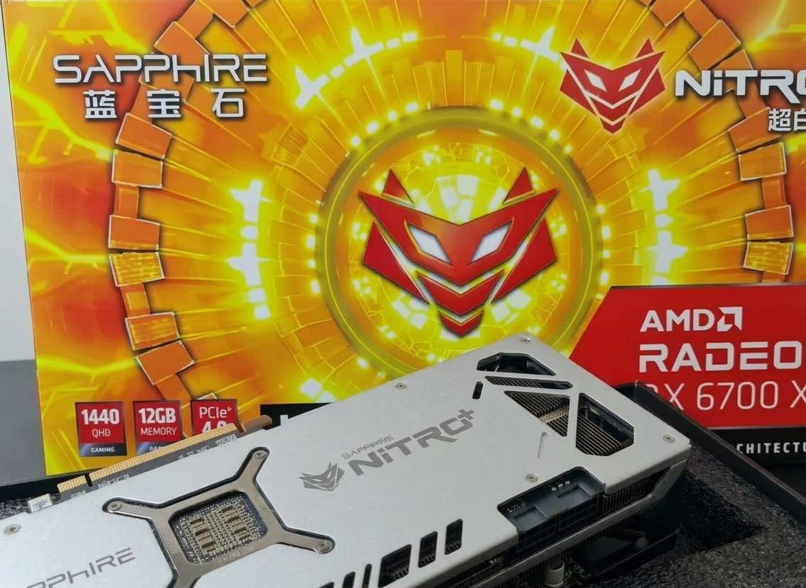 السلام عليكم..
للبيع كارت شاشة Sapphire Nitro+ RX 6700 XT 12GB.

الكارت يعادل قوة الـ RTX 3070 والـ RTX 4060 Ti.
الذاكرة: 12GB Vram.
التبريد: نسخة Nitro+  (أفضل نسخة بالسوگ)
الحالة: فول نظافة، وموضح بالصور كل التفاصيل والكارتونة موجودة.
💰 السعر: 380 الف  
📍 المكان: بغداد
      للتواصل
***********
