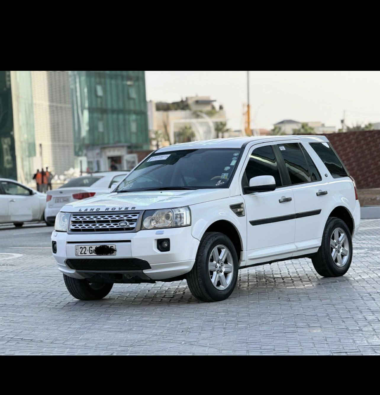 لاند ڕۆڤەر2011  
شەریکە سەردار استیراس خاس 
بێ سبوخ
 گێرومەکینە بەشەرت
 سەنەوی تا ٢٠٢٨
نرخی 89 مەجال
***********
