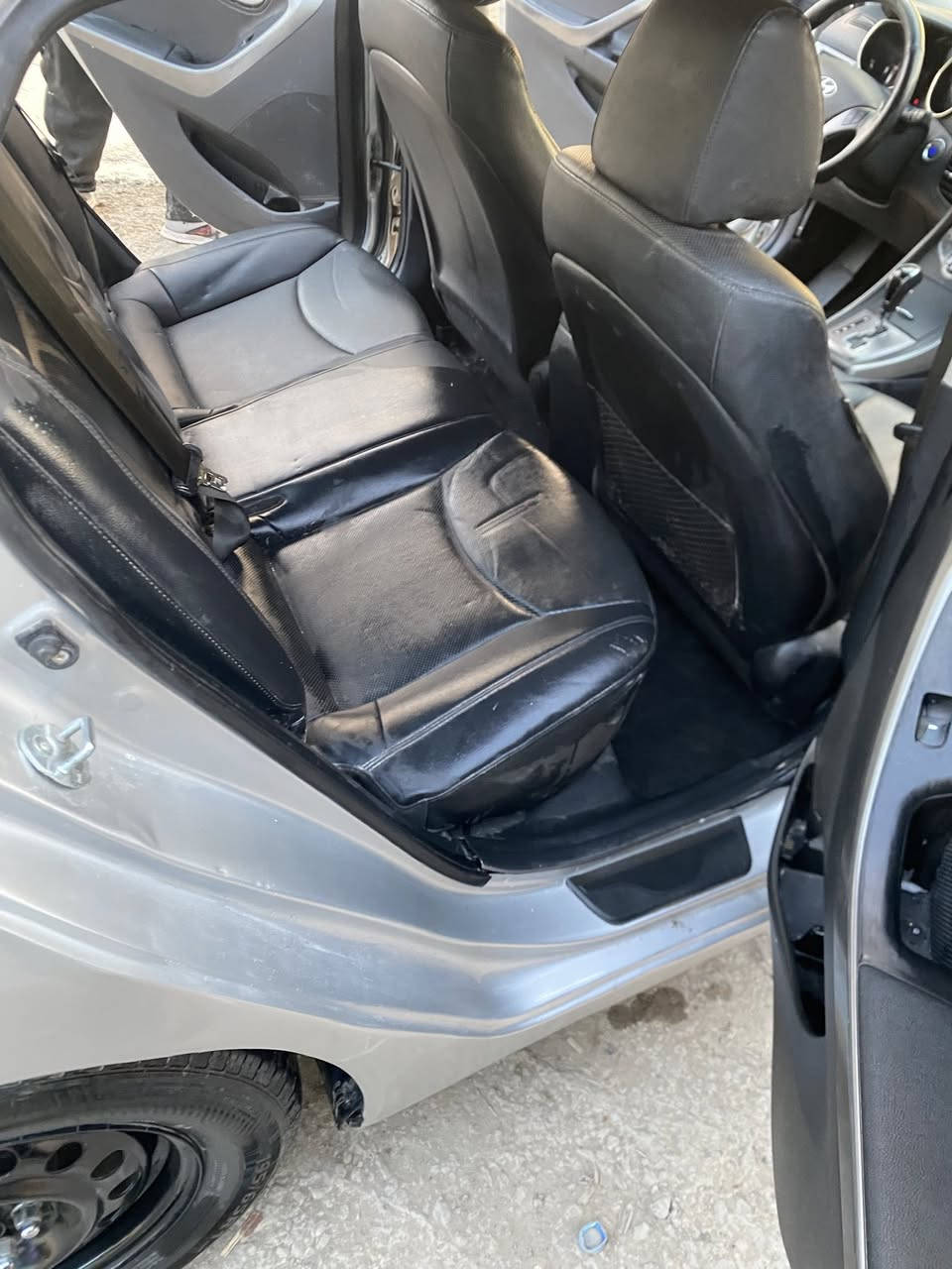 سلام عليكم النترا 2013
سياره جاهزه على اخر حبايه
كير محرك مكفولات حداديه كهربائيات
تخم تاير جديد سياره بعدهي بريحه الشركه
تعبانه عليهه حيل جديده بشكل من جميع النواحي
تجي وتشوف بعينك بعدهي بلاد شرط
فول مواصفات عدا الفتحه بصمه شاشه كشنات جلد
تحكمات ستيرن ربع ما تصرف عليهه بالعافيه على الياخذهه
سياره ما متعبتني بس اريد ابيعهه عندي عمليه ومستعجل
السعر 75 وبيهه مجال
***********
