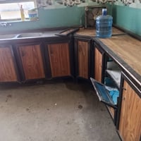 كاونتر ٣ قطع • نضيف • جرارات تحتاج تصليح