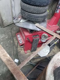 خالع صارله شهر من اخذته للبيع سعر 600موجود واتساب 07708183546