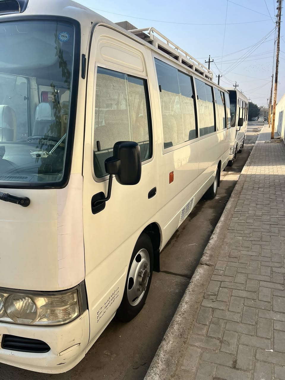 السلام عليكم كوستر للبيع موديل ٢٠١٠سياره جاهزه من كلشي منضومه غاز كشنات استاركس تبريد امحور سياره خير من الله السعر ٢٦٠بيه مجال الاتصال***********
