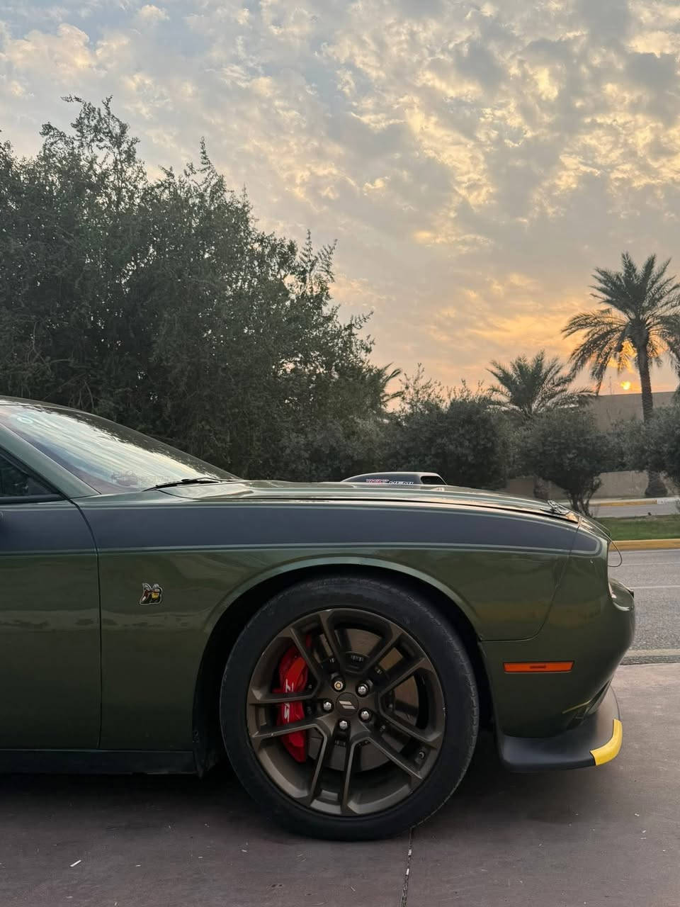 قطعه مميزه للبيع
جالنجر  سكات باك شيكر 2023 النداء الاخير  SRT  6.4 
فول مواصفات عدا رادار
ممشى ٢٣ مايل

الحادث جاملغ وبنيد 
⭕️ بدون صبغ وبدون  ايرباك فقط تعديل على بارد

⭕️ اضافه
داون بايب 
وسطيات Slp
ستيرن كاربون فورجد اصلي
اناره محيطيه 

فجوج برمبو بلادي امامي ٦ بستم خلفي ٤
فتحه سقـف 
نقطه عميـاء وهيتر بل مري
خزن مقعد السايق 
ستيرن تدفئه
كشنات تدفئه وتبريد 
كشنات جلد وكنتارا ومختومه 🐝 
صور الحادث مرفقه
للاستفسار خاص او اتصال
***********
