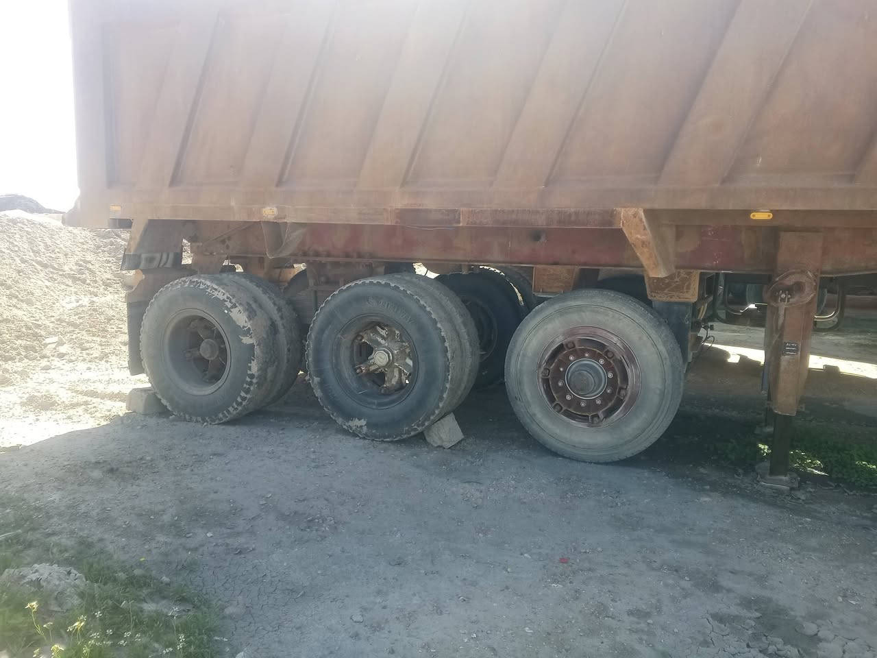 للبيع 
عربانه تفصال  بيت جدعه 
مكفوله 
حوض جديد 
براد 16
دنكير 16
جاهزه الشغل 
***********
