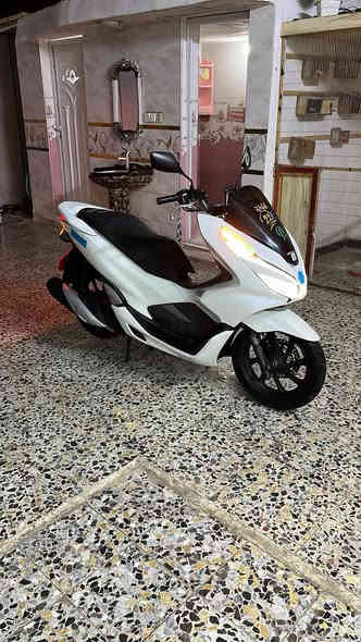 ‏السلام عليكم pcxللبيع جيل ثالث دراجة مكفولة كفولة عامة أي نقص ما بيه مكينة كفرات كله مكفول ￼ دراجة بعدها زيرو كهربائيات كلها شغالة بريكات ماشية قليل ￼مكان بغداد بلديات الاستفسار على ال واتساب أو الاتصال على هذا الرقم***********
