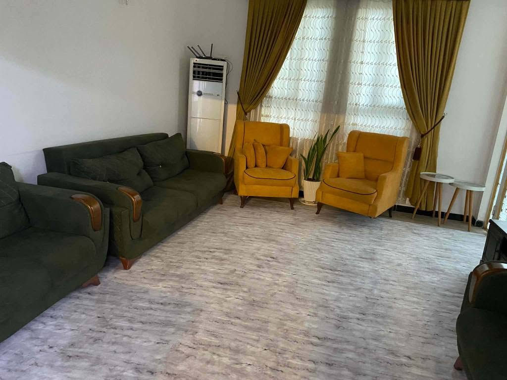 للبيع ديوان وتخم و بردات  وميز تلفزيون اخو جديد مكان سامراء تكريت, صلاح الدين


**إذا كنت صاحب هذا الإعلان وتريد حذفه لأي سبب، رجاءا أرسل رسالة إلى الدعم الفني**