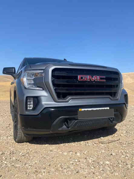 السلام عليكم 
للبيع جمسي سيرا موديل 21 محرك 8 سلندر 5300 فور ويل أبواب بصمة رقم أربيل بسمي تحويل مباشر ماشية 64  الف حادثها بابين السايق والخلف السايق  بدون ايرباك كلهن سليمات باب قصير السعر 250  ورقة مكان السيارة بغداد 
للاستفسار  *********** اتصال
*********** واتساب
