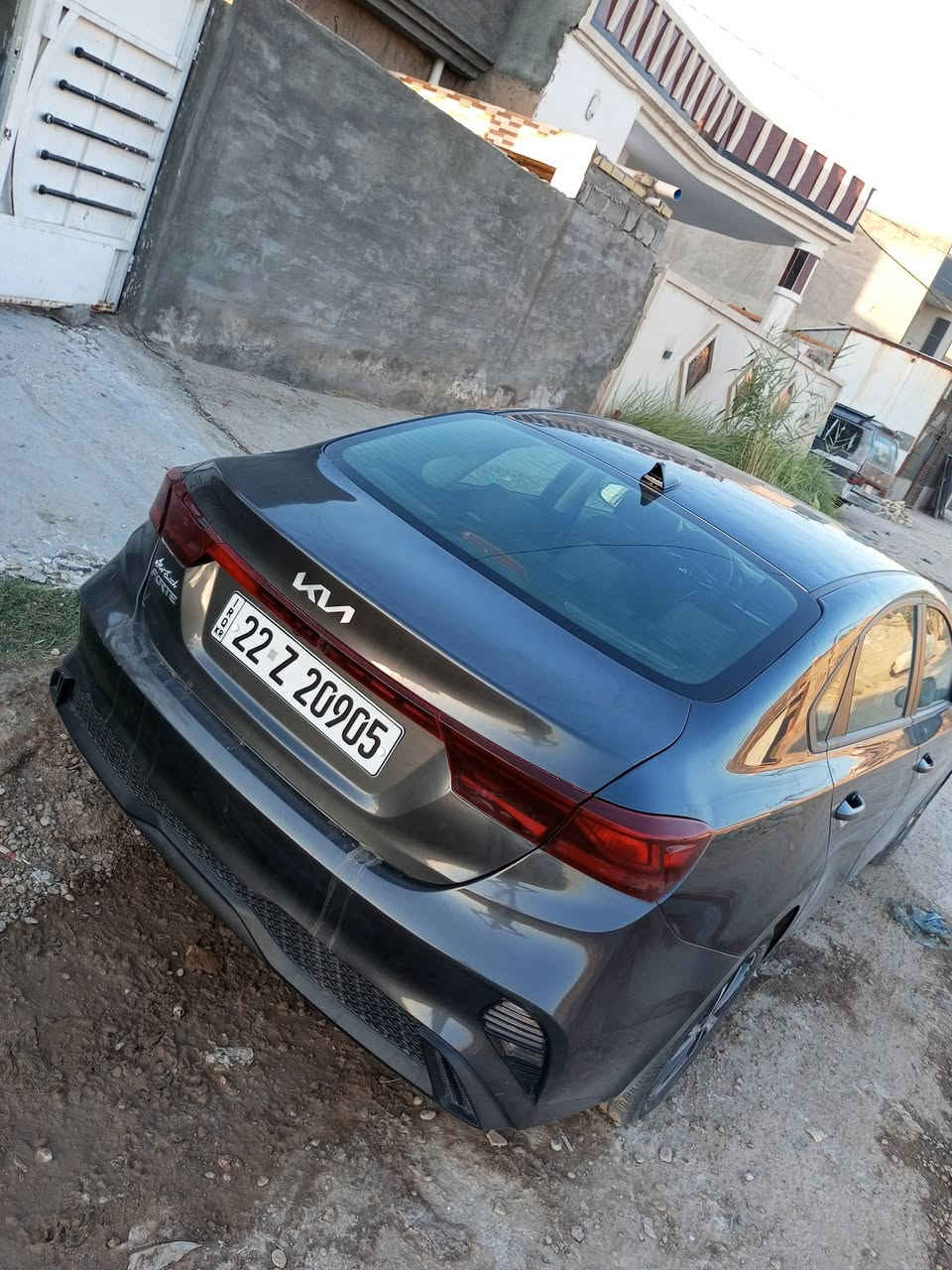 سلام عليكم
#فورتي2023 وارد امريكي 

محرك2000

ضربتها جنطه من امريكا مثل ماموضح بلصورة والصفحه شخوط ومعدل عليها بدون ضربه ولا تبديل وبيها حالوب قمارة وبنيد

مواصفات نص فول 
رقم اربيل بأسمي

محرك وكير مكفول

السيارة مكانها بغداد السعر: 145 وبيها مجال حك الجيه

*********** يوجد واتساب
