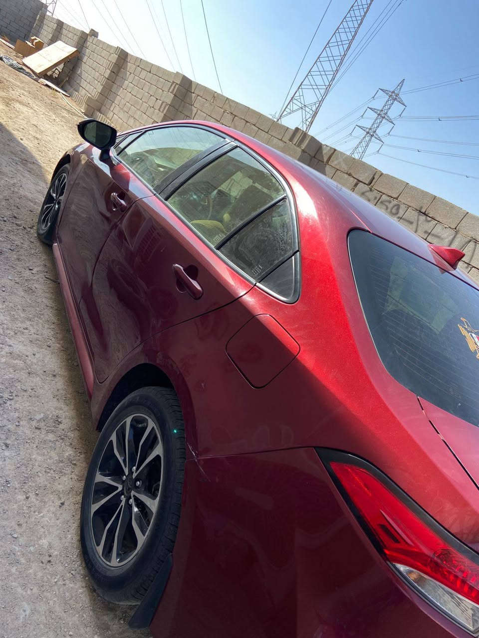 سلام عليكم سياره كورله مديل  2022 مكينه وكير جدد تبريد ثلج تخم تاير ولكب جديد راعيه بل البصره معوقين سعر 120 بيه مجال ***********
