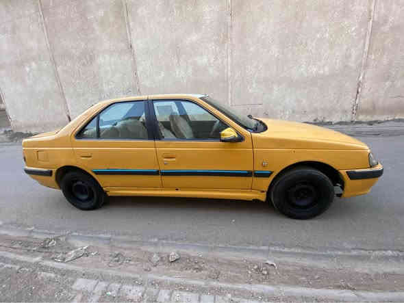 السلام عليكم بيجو بارص موديل ٢٠١٠ باسمي السياره مصفره هيئه وغرمات تحويل ثاني يوم ارقام دولي مكينه بيها خيط تبخير بسيط ولكير مالتها فول مكفول ولكشر كدام العين دواخل مابيهن شي غرفتها نضيفه جاهزه كبل للشارع بيها ونه خفيفه بل بوربن الخلفي الايسر ماسويته 
السعر ٢٦ وبيها مجال المكان بغداد بوب الشام 
*********** بغداد
