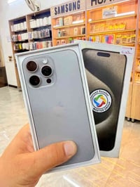 ١٥ برو ماكس ماستر ٢٥٦ بطاريه ٩٧ جهاز نضيف حيل مراوس يرهم سعر مليون ١٠٠...