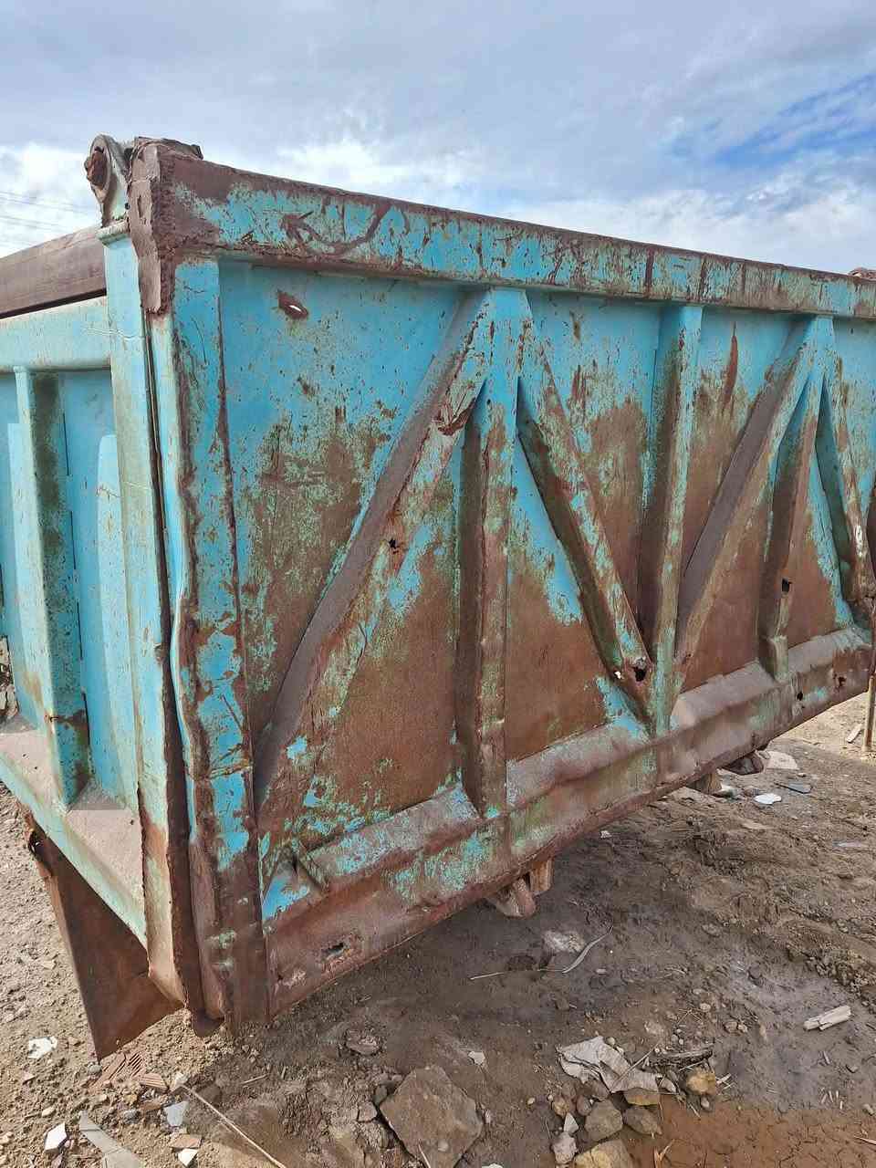 بدي ألبي للبيع
الطول 5و 15

***********

***********
