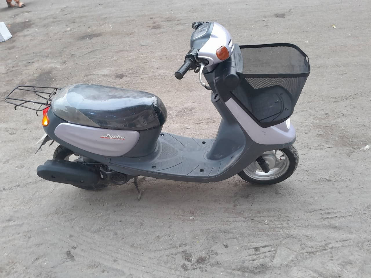 السلام عليكم شباب دراجه منغولي مامفتوحه مكفوله شلعه ومعدل كهربايات شغاله دراجه مابيها اي نقص موديل 2007
.السعر 500وبيها مجال العنوان كربلاء ميثم التماره رقم الهاتف***********
