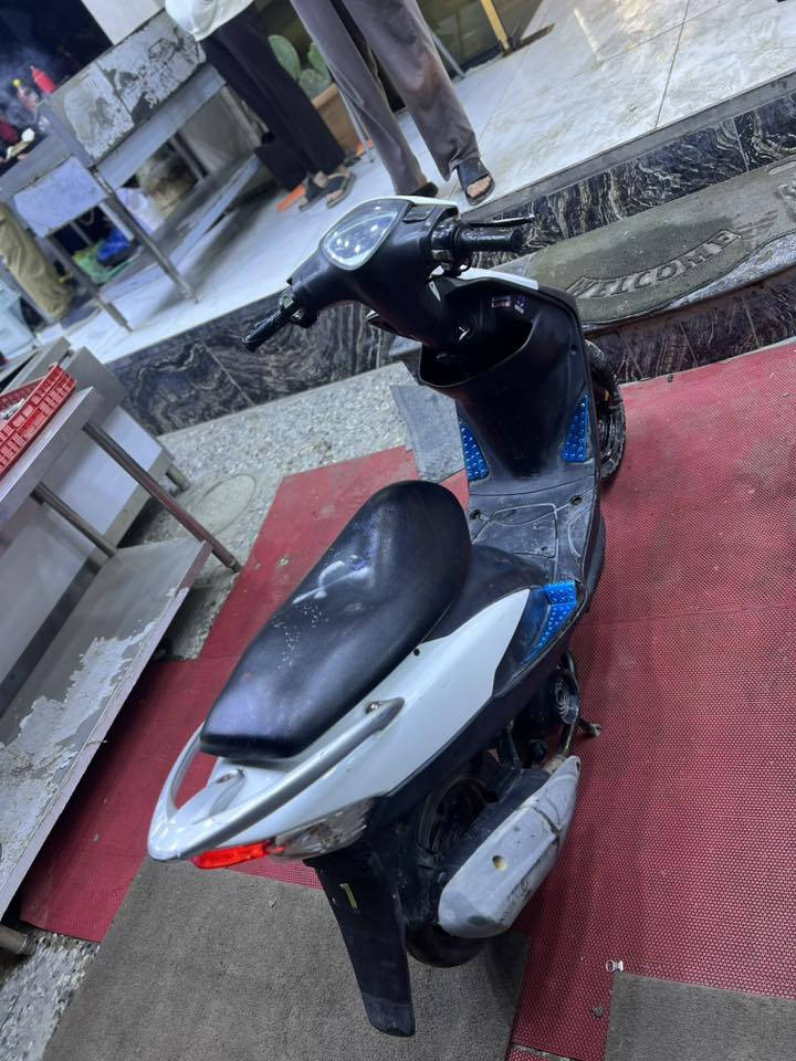 سلام عليكم حبايب ماكسات عدله للبيع كلهن شغلات لباديات كل من وسعرة اسعر خاص مكاني بغداد جديدة سريع محمد القاسم تصل وتدلل(***********)
