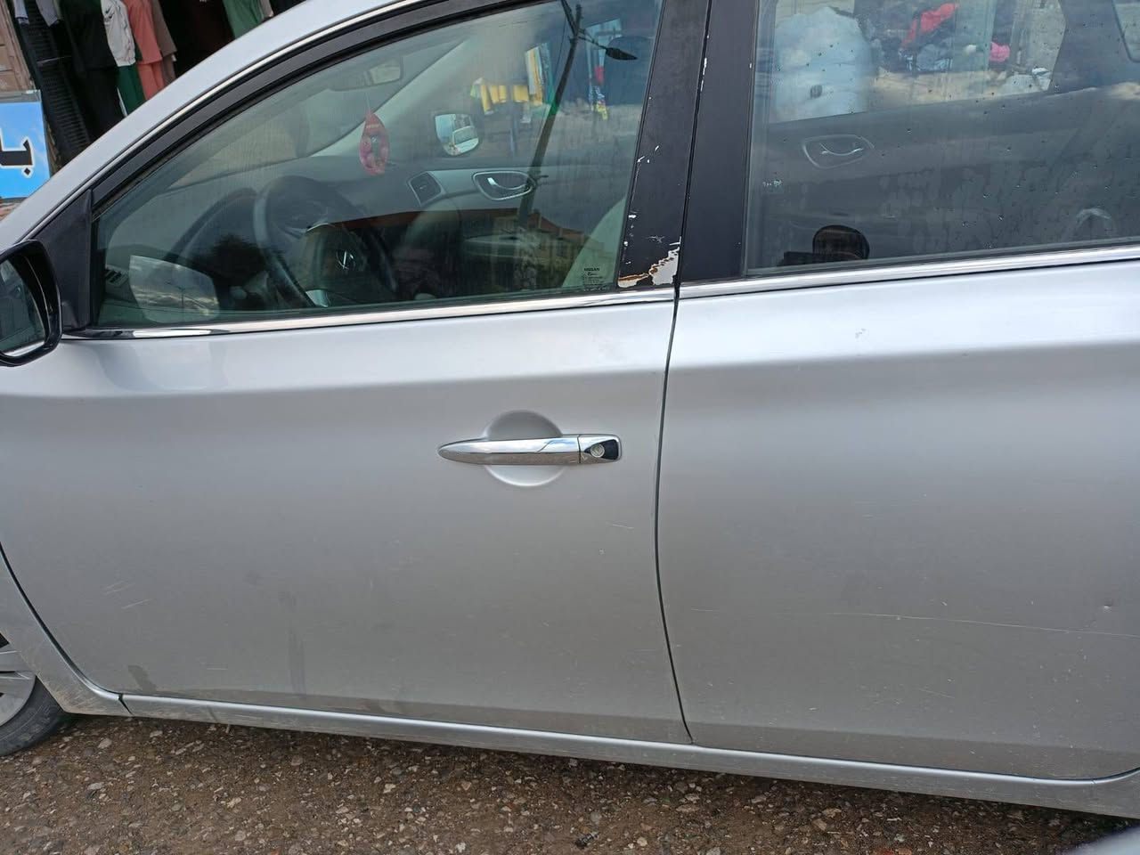 السلام عليكم نسيان سنترا موديل 13 رقم اربيل جديد محرك كير شرط الضرر قطعتين ونص سنويه منتهيه عليهه غرامه 450 ينزل من سعرهه صدر امامي خلفي مابيه شي شرط التحويل سعر 88 ورقه وبيهه مجال مكان السياره سليمانيه ***********
