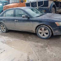 سوناتا للبيع مكفوله بيه يم الهلال اشويه والباقي مكفول كفاله عامه السعر...