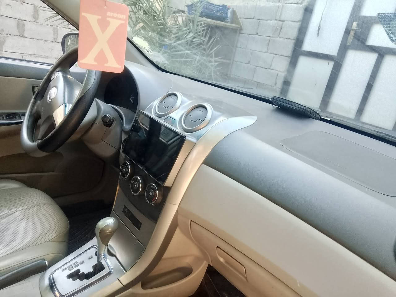 السلام عليكم من رخصت مدير الكروب بي وايدي 14 مكين بلادكيراتو المكان بصره هارثه رقم انكليزي بصره راعيها يمنا الرقم *********** السعر 55
