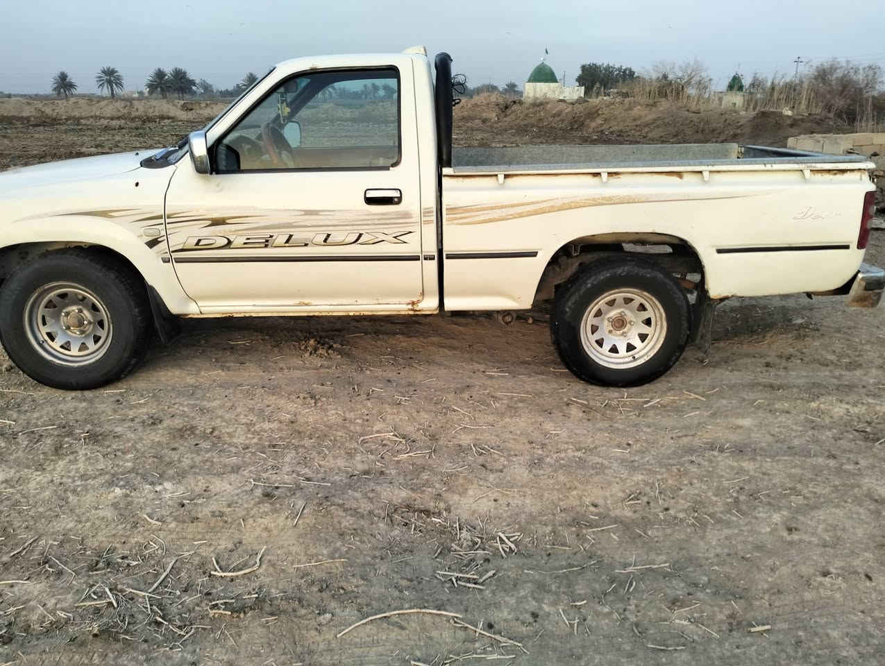 السلام عليكم بيكم دير للبيع  موديل 2007 ب اسمي  مكفوله كفاله عامه  سعره  57  وبيه مجال
مكانه الدوانيه  
***********
