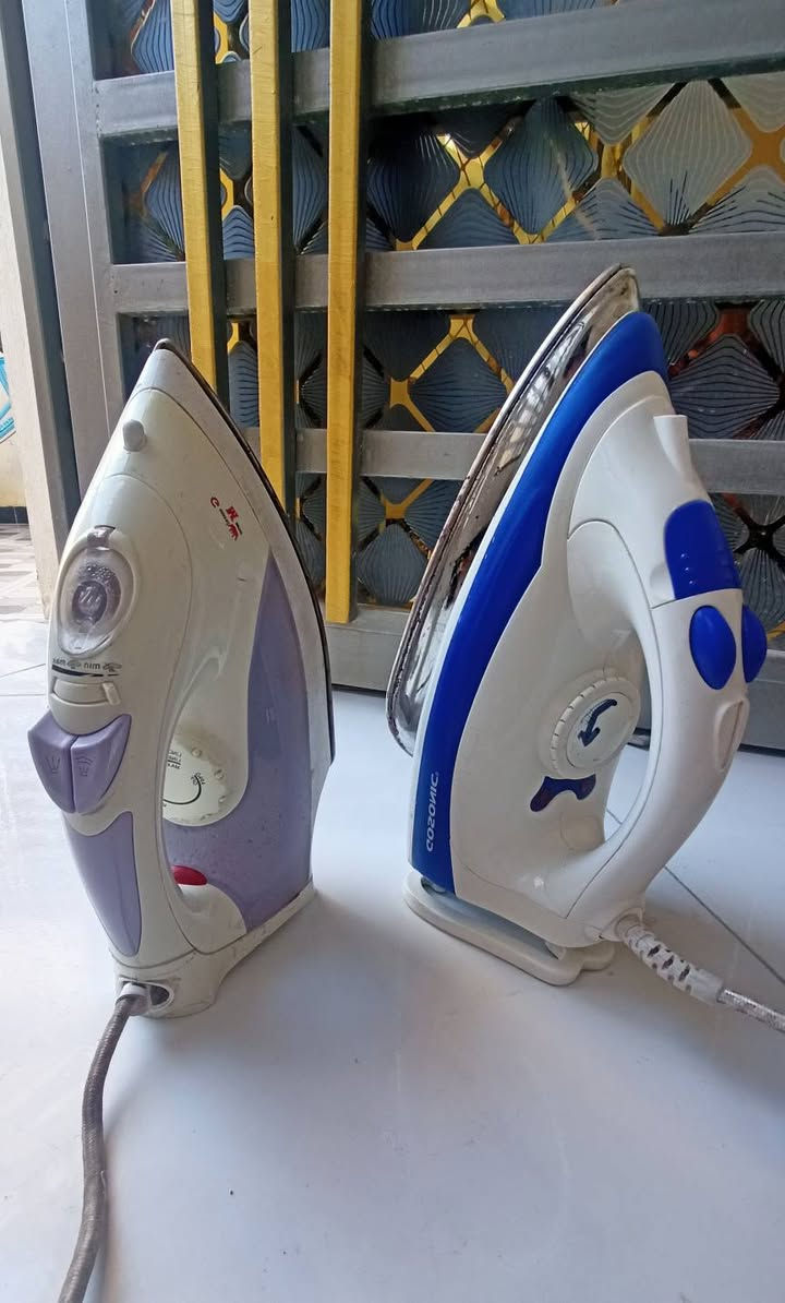 📢 أوتيات للبيع - مستعمل نظيف
​أوتيات شغالات 100% وحرارتهن عالية (تكدر تتحكم بالدرجة).
✅ استخدام عادي (بدون بخار).
✅ ضمان يوم واحد (حق الاسترجاع) حتى تطمئن.
​الأسعار:
🔹 الأوتي الكبير (الأزرق): ١٥ ألف دينار
🔸 الأوتي الصغير (البنفسجي): ١٠ آلاف دينار
🎁 عرض خاص للاثنين: ٢٠ ألف دينار فقط
​📍 العنوان: الديوانية - يوجد توصيل مجاني 🚚
📞 للتواصل: *********** ديوانية, القادسية
