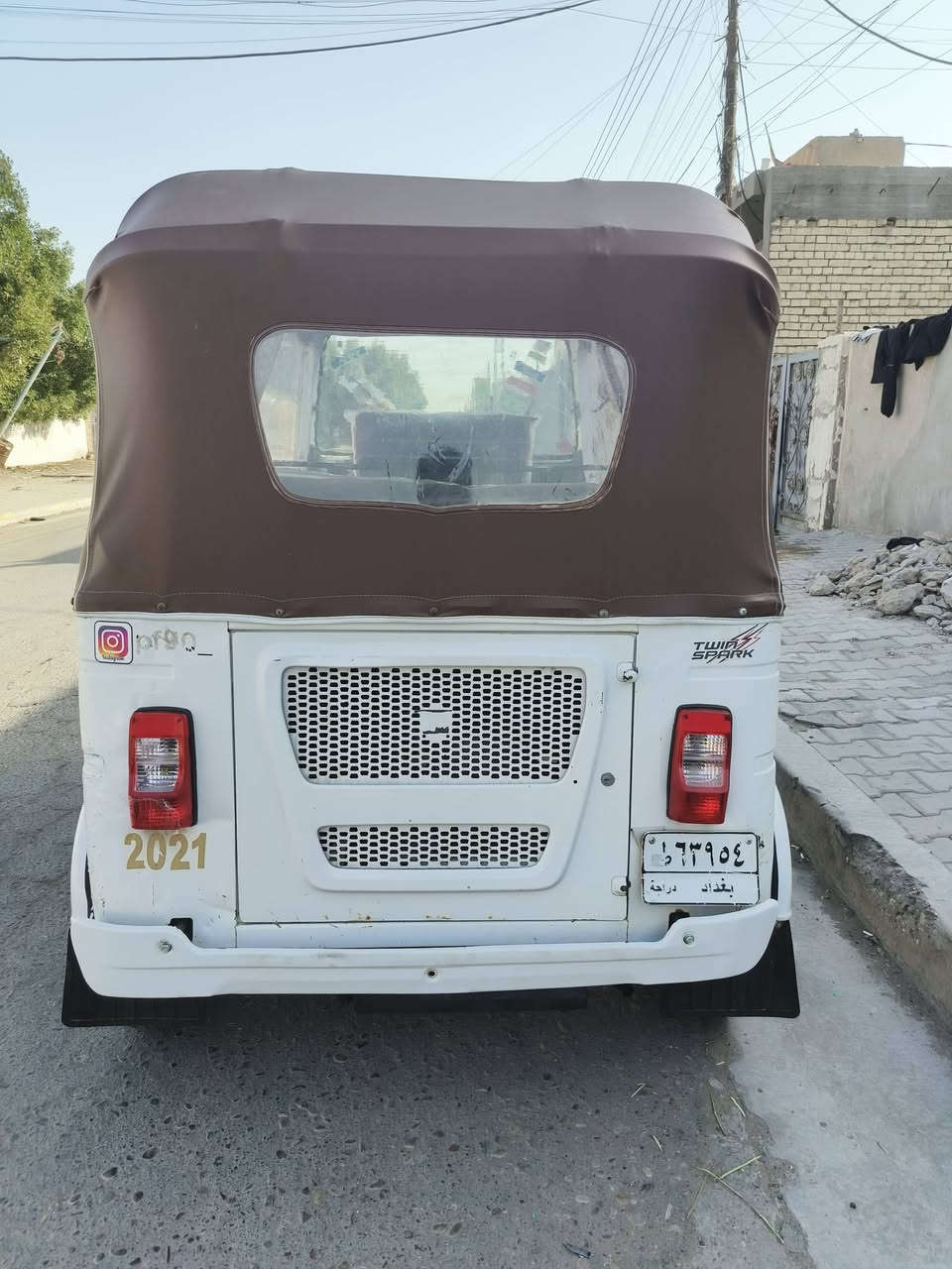 السلام عليكم تكتك 21 شهر12 يوم28 رقم وسنويه تكتك كفاله ماعده بارد قليل يم بكلايت الوره محرك اخرس تراي   مال زيرو كبل للشارع السعر7 و300 المكان جسر ديالى القديم شارع70
***********
