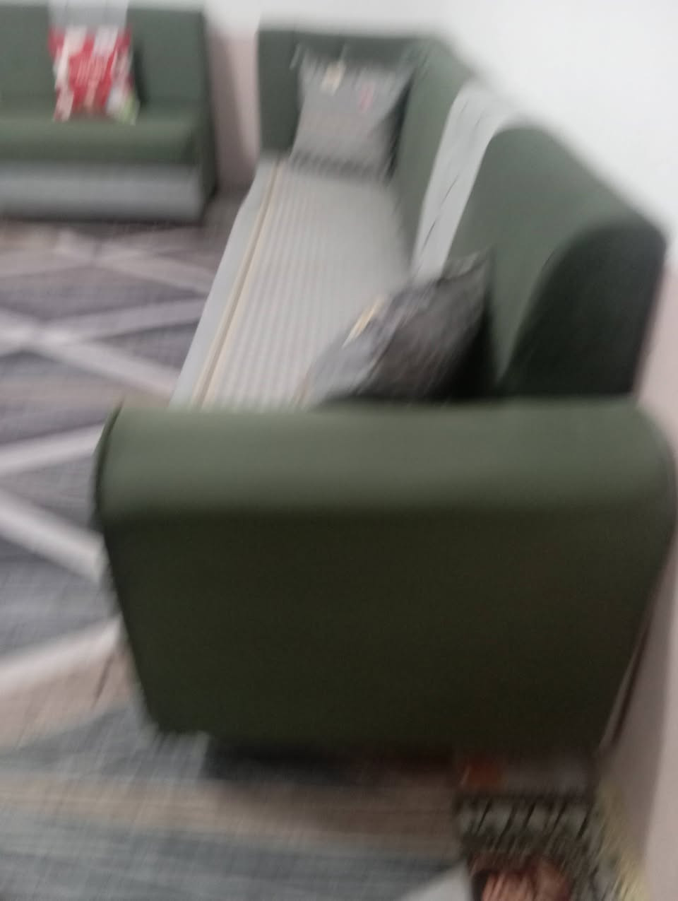 ديوان جديد كلش استوني ماخذه اذا بي شخط يرجع نضافه فول السعر 300 مكاني بالنجف ‏‏‪‪0789 289 0482‬‬‏ وبي مجال بصيط
