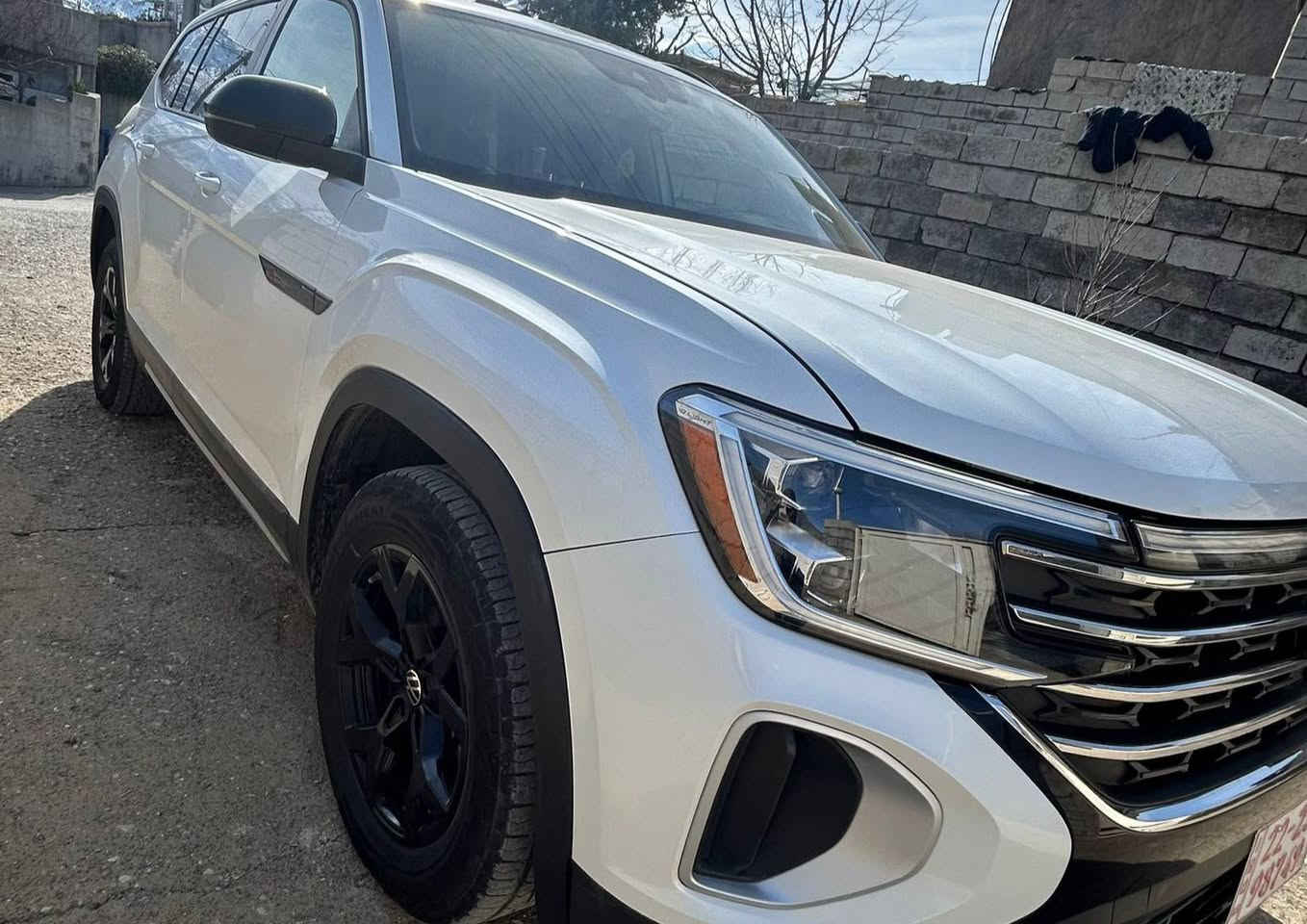 فولسواكن ئەتڵەس  2024 Peak Edition SEL 
فول فول مواسەفات
 مەکینەی 20.T  دەبڵ ئەکسل 
تەنها 21 هەزار ڕۆیشتوە
 هەموو شتێکی بەشەرت  

سعر(نرخ) 📨 لەکۆمێنت داوابکەن

ئەمریکی 
رقەم شانسی 1V2GR2CA8RC564994
 چامڵغی سایەق بۆیاغە  
بەهیچ شێوەیەک ناوی نەگرتووە تەنانەت بەدەنەش
ئێرباک سوکانو شان بیلاد شەریکە داندراوەتەوە
رەقەم کاتی 15رۆژی ماوە
داتاشۆو دەبڵ ئەکسل
نیوبست قوپاوی هەیە لەسەر 
بۆنیتو دەرگا چانەکراوە

ژمارەی خاوەن ئۆتۆمۆبیل
 
***********
