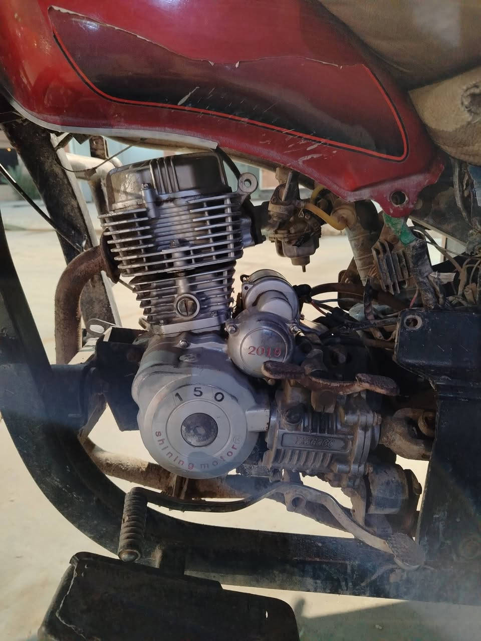 السلام عليكم شباب ستوته للبيع موديل 16 ستوته جاهزه كهربائيات كلها شغاله تخم تاير صاره اسبوع اوراق وصولي نقره سيلفي محرك كفاله لا تنقيص ولا تبخير باتري جديد واحد ياخذها قبل يشتغل بها على باب الله الله شاهد السعر 950 بيها مجال شيء قليل حق الجيه مكاني بابل الاستفسار عن الرقم***********
