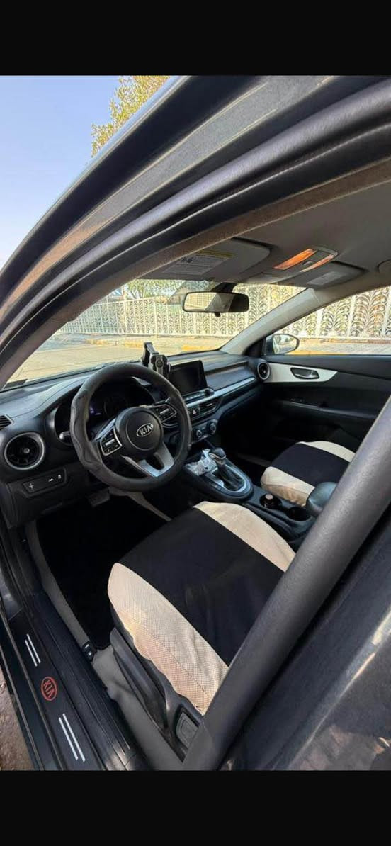 كيا فورتي موديل ٢٠٢١ وارد امريكي اللون رصاصي الضرر غرق عشرة بالمية
رقم بصرة معوقين سنوية تنتهي ٢٠٢٧
محرك الفين دوش كير ومحرك مامفتوحات للاستفسار 

+964 771 497 7472 البصرة, العراق
