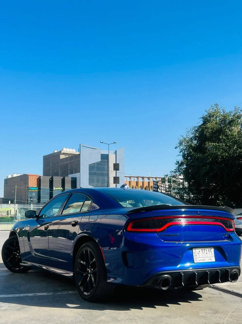 جارجر البيع
جيتي 2020 
السياره نقصهه بس صدر 
تخم تاير جديد 
كامله من اي نقص ماعده الصدر 
مبرمجه السياره بالكامل 
بغداد بسمايه ناحيت الوحده 
***********
السعر 227$
