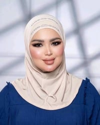 حجابات وشالات • خامات اماراتي • اسعار مناسبة