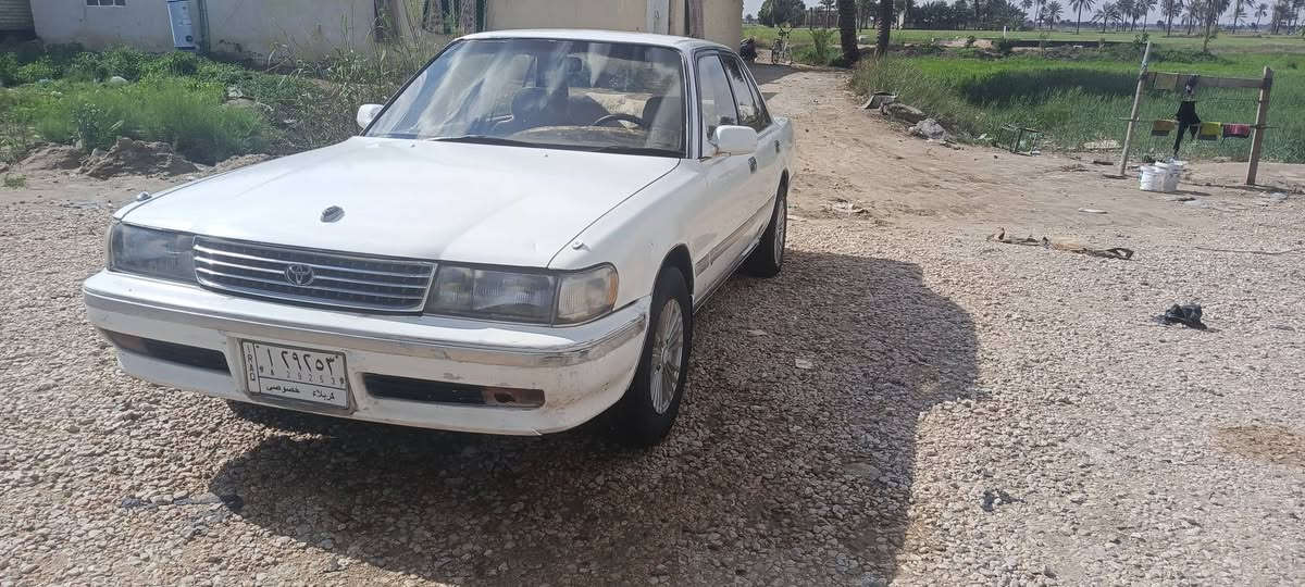 سلام عليكم سياره مارك تكم كربلائي
مديل 91 مكفولة من العب الشرعي ومكينه
و كير السعر 35 وبيه مجال   عنوان النجف الحيره السياره 
دشبوال تعبان للعلم *********** بي وتساب رقم  كربلاء ودور ثاني يوم
