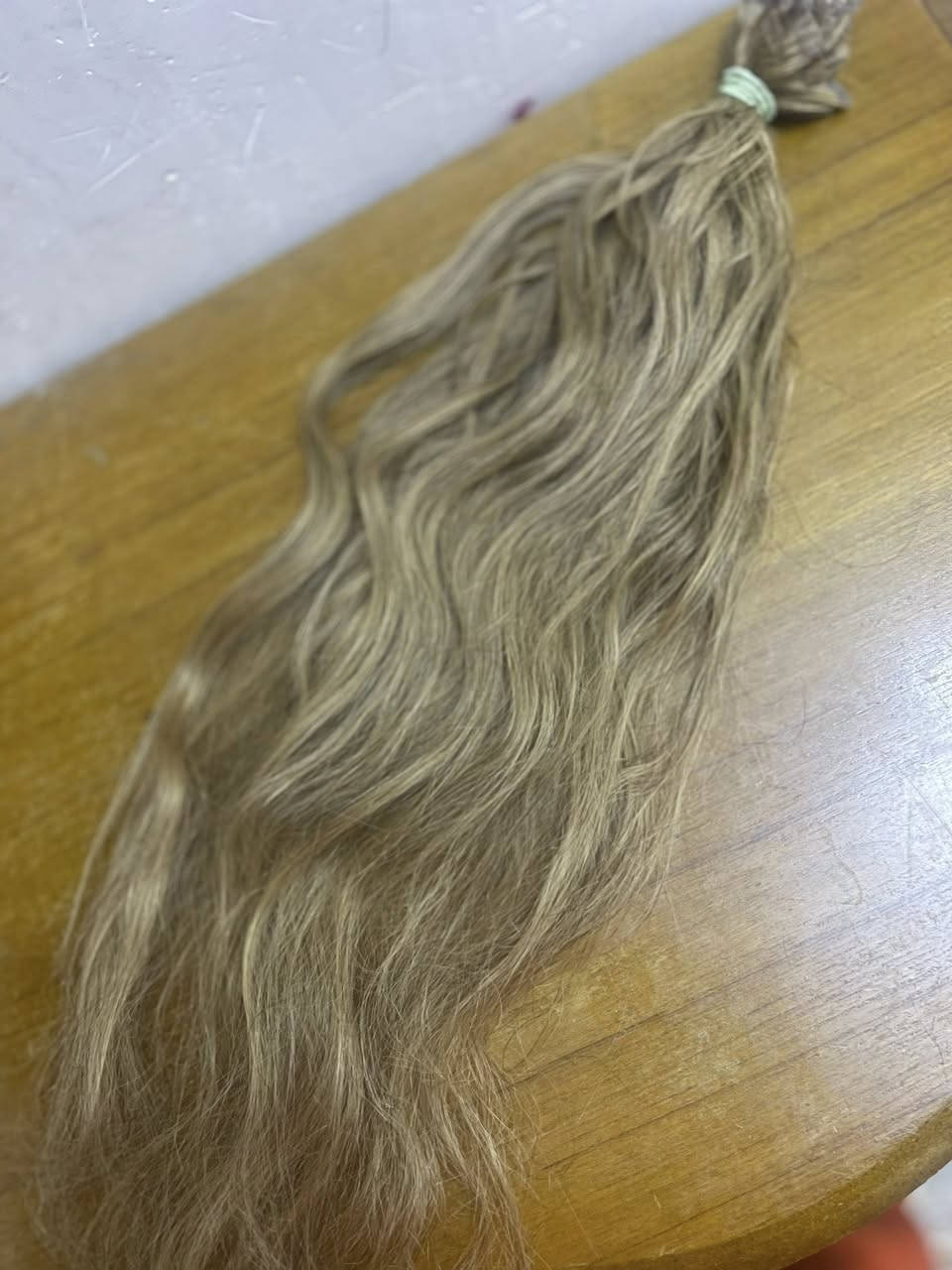 شعر كوكيز مستعمل ب200الف 42 خصلة
للاستفسار ***********
