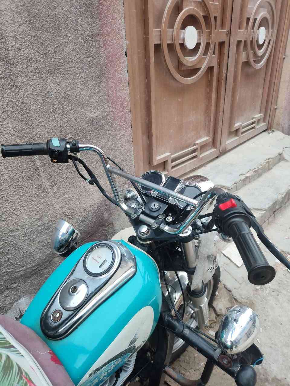 ستوته البيع 23 نقص بس باتري مابي شحن السعر 2 و200 كهربائيات كله شغال اوراق صولي كبال يم مكتب حسين


**إذا كنت صاحب هذا الإعلان وتريد حذفه لأي سبب، رجاءا أرسل رسالة إلى الدعم الفني**