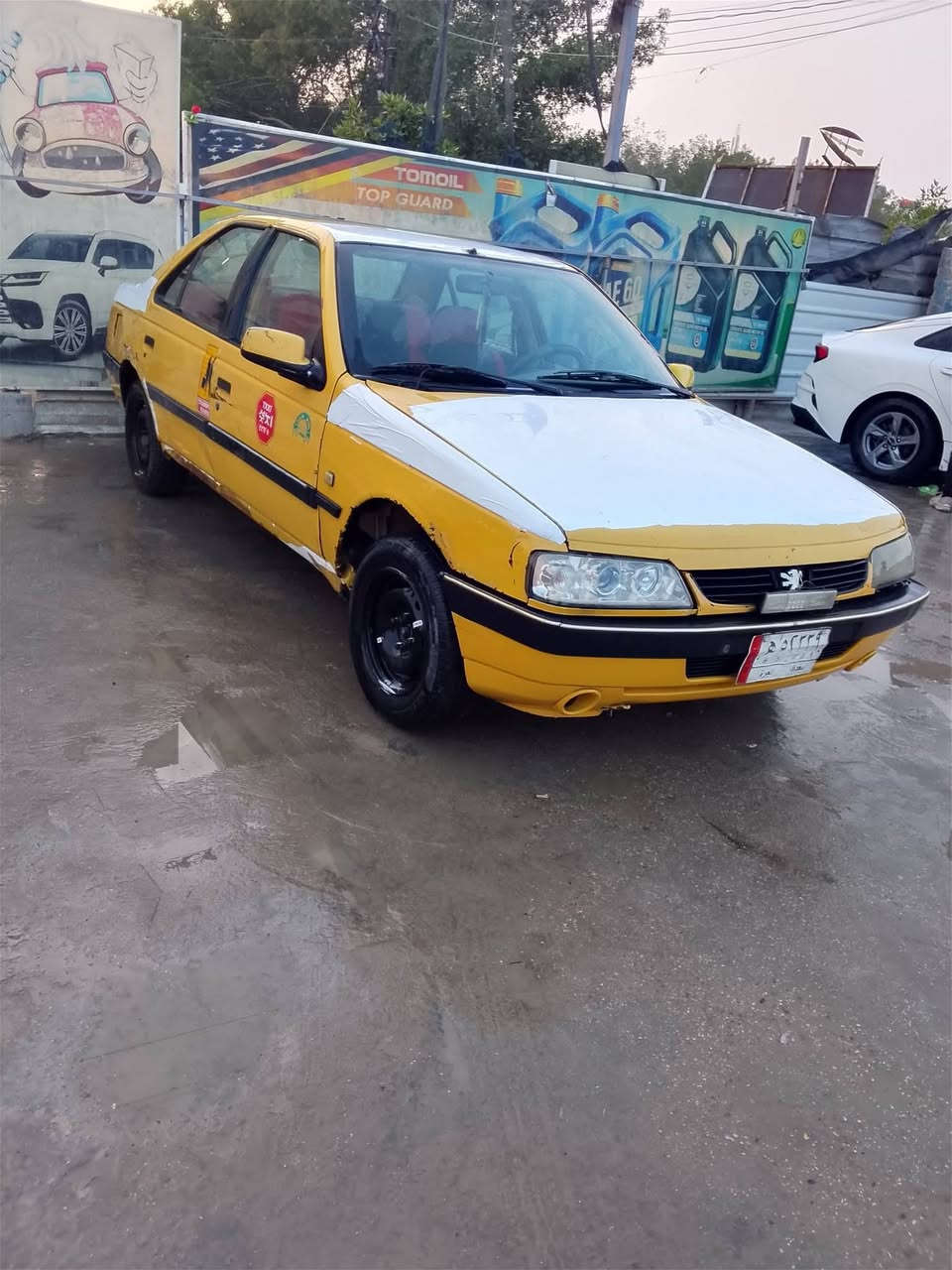 سلام عليكم بيجو لميس 2016
محرك مكفول 100ب100 تدفئة تبريد شغال 
هية غرامة مصفرة  سيارة ترايها وين ميعجبك 
بيها صخصخلت تبريد كهربائيات كلها شغال
السعر 27
***********
