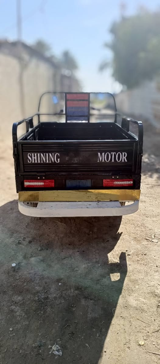 مُكلف بالنشر فقط.. 

ستوته نوع جمره 
موديل ٢٠٢٣ 
اوراق موجوده
الاستفسار 
***********
