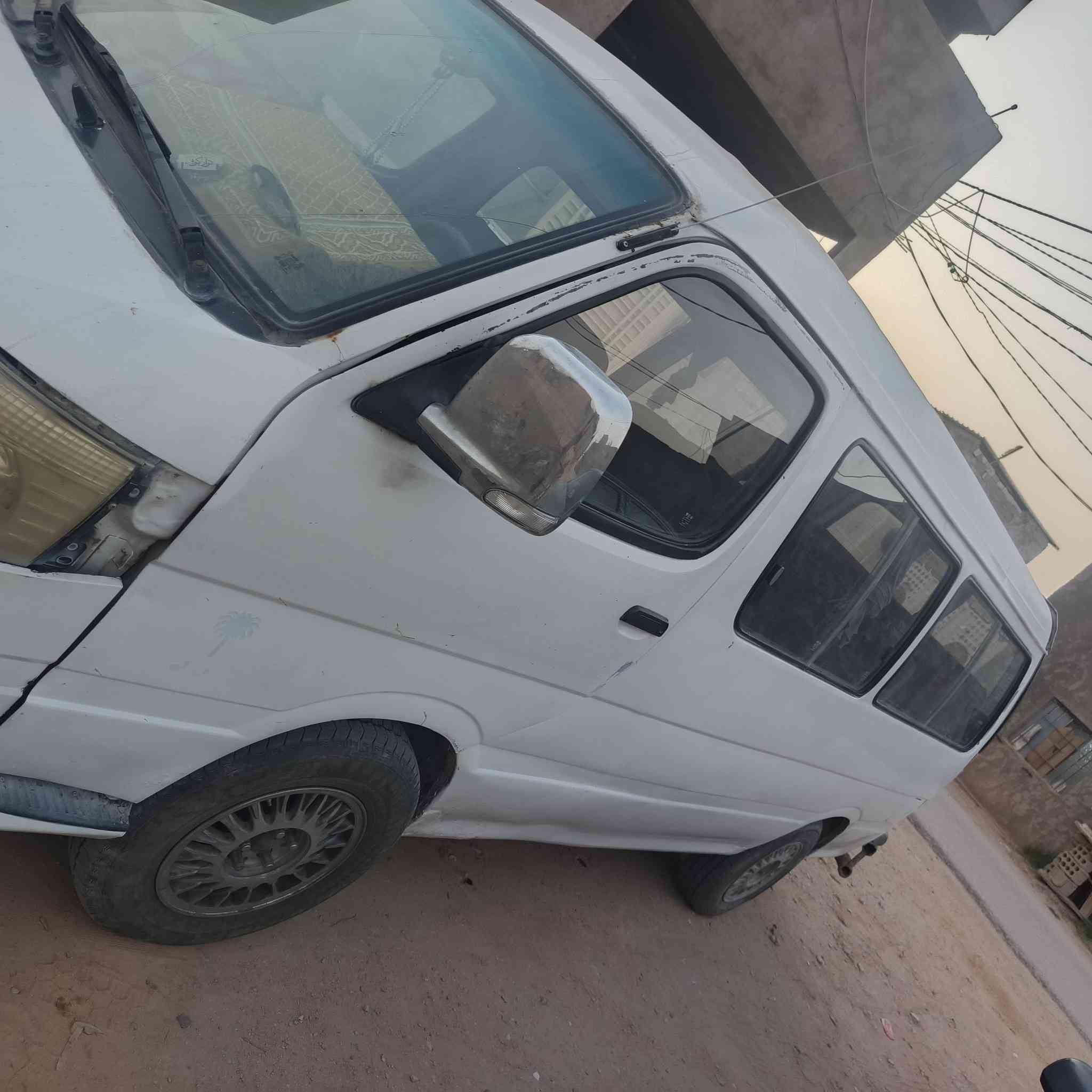 سلام عليكم
فتون مديل ١١ بسمي رقم انكليزي سنويه جديده هزه جديده كير واكسن ومكينه و كهربائيات كله مكفول تخم تاير جديد  بيها ضربه بل صفحه الكصيره مصبوغه جماليه 
سعرهاا ٥٢ وبيها مجال مكانها نجف خان النص 
***********
