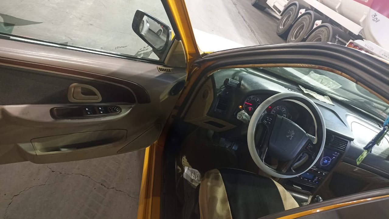 السلام عليكم بيجو بارص موديل (2018)رقم سنويه بسمي تحويل ثاني يوم السياره جاهزه كيرمكينه كهربائيات حداديه خيرمن الله السياره جاهزه كبل للشارع السياره بيه بس جاملغ الأيمن امبدل مال شركه هئه غرامات امصفره بيه منضومةغاز هذا رقمي ***********مكاني الحسينيه ما راشديه
