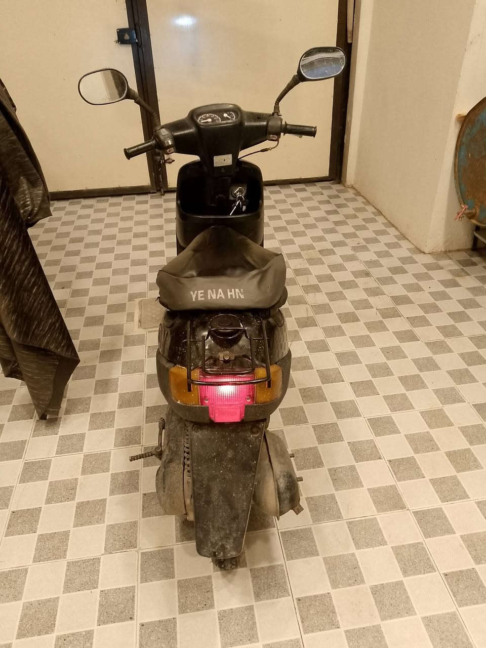 ماطور لبيع السعر 300 وبي مجال مدفوع كمرك مل رسوم بس باقي ترقيم  العنوان موصل حي تعليم ***********
***********
